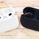 アナタはどっち派？ Apple「AirPods」とソニー「WF-1000XM5」のメリット＆デメリットを解説