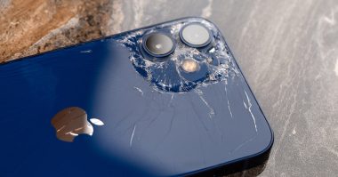 なぜ？ iPhoneユーザーの約6割が故障後も修理せず使用し続けている結果に【NEXER調べ】