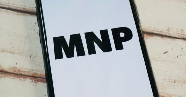 スマホのMNP利用が1億件超えも…「お試し割」は期待外れ？ 利用意向わずか9.3%【MM総研調べ】