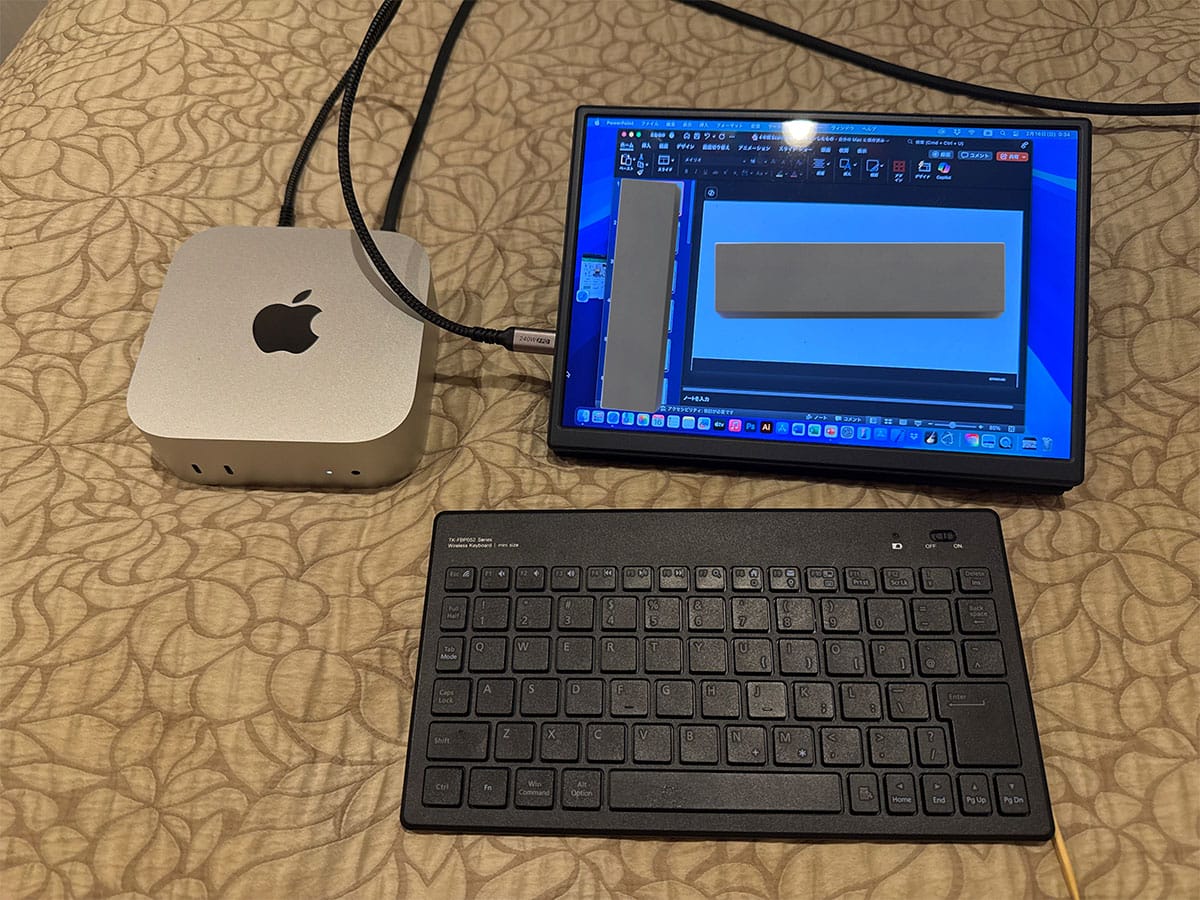手のひらサイズのMac mini !?　これは超お手軽に持ち運び可能で快適すぎ！！の画像1
