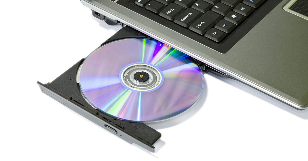 今さら聞けない『CD-R』『CD-ROM』『CD-RW』の違い 今さら聞けない『CD-R』『CD-ROM』『CD-RW』の違い