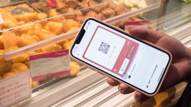 若者の現金離れ加速！ コード決済が主流も、オンラインではクレカ優勢に