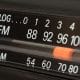 AMラジオは時代遅れ？AM局の放送休止やFM局への転換が相次いでいる理由とは