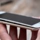 「まだ使えるから…」が危険！スマホのバッテリー放置で夏に思わぬトラブルも