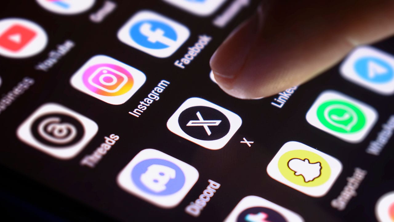 やっぱりSNS疲れ?「幸せ投稿」が原因でやめたくなる人が続出!の画像1