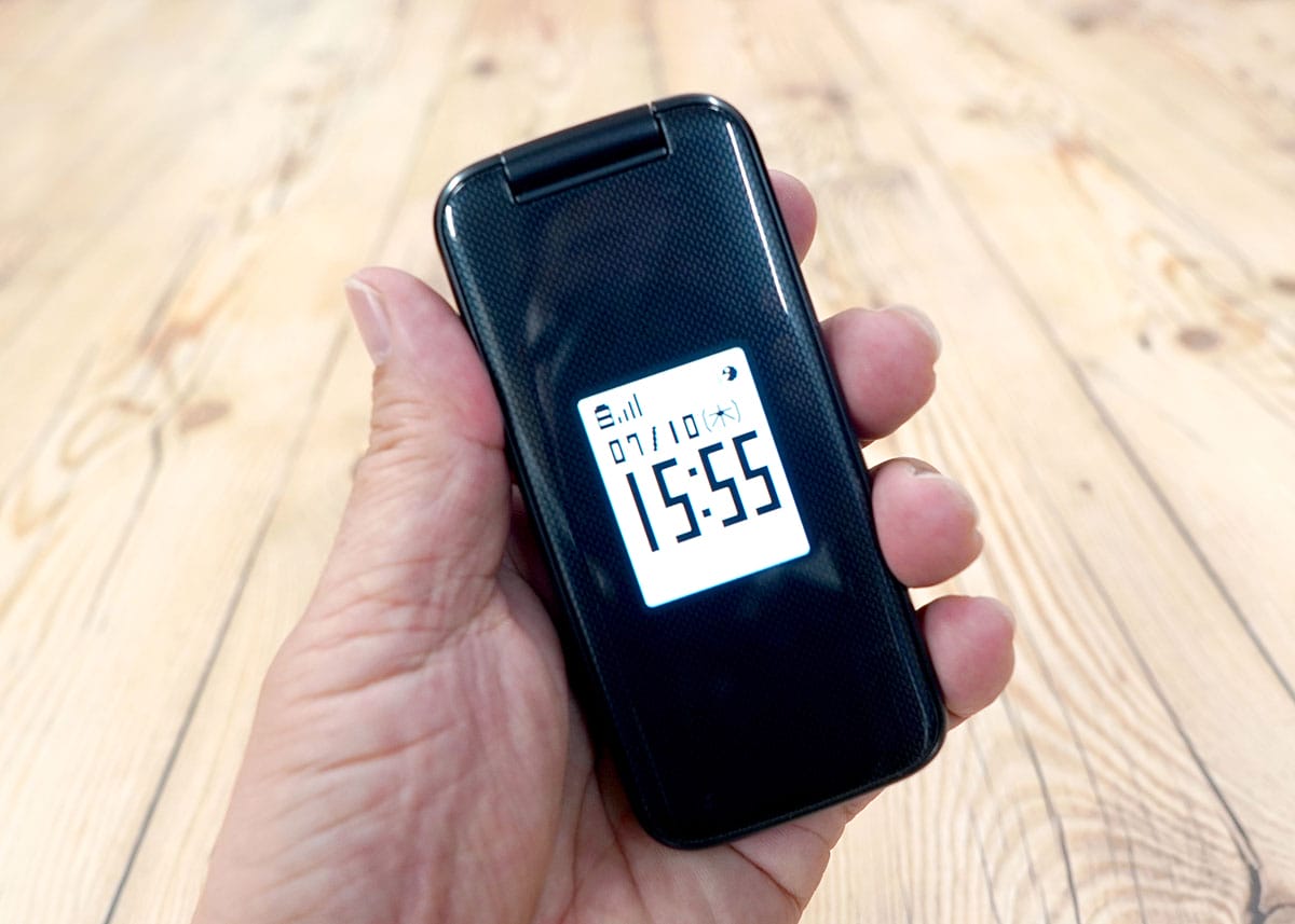 パカパカガラケー、最新型4G対応「らくらくホン F-41F」はどこが便利なのか?実機で解説!の画像7