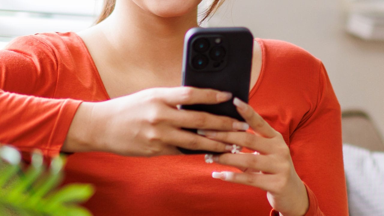 「休めるはずの隙間時間」がスマホ視聴で消える? 親世代のデジタル疲れが深刻の画像1