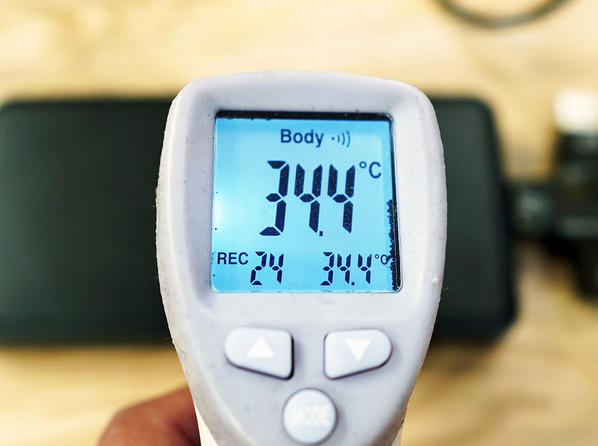 発火の心配なし!? エレコムの“安全系”モバイルバッテリー2機種を実際に充電テストしてみたの画像14
