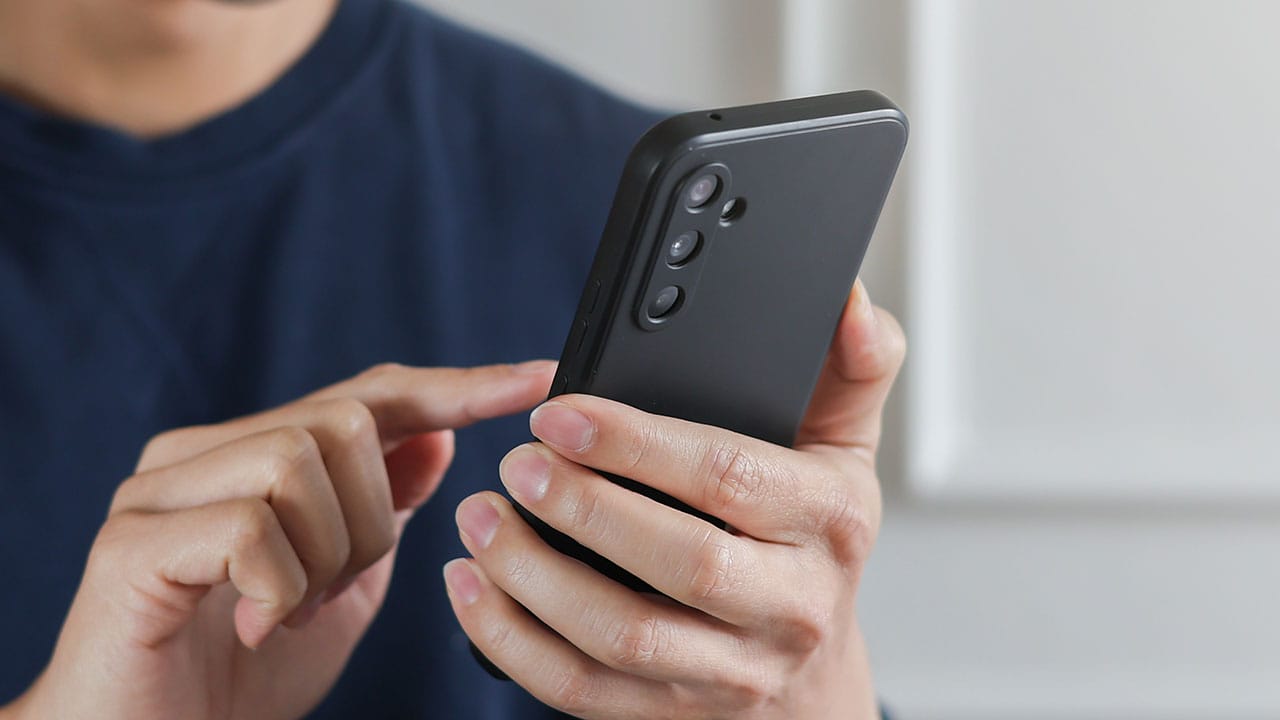 スマホ代はいくらが妥当? 3,000円を境に“高い”と感じる人が多数の画像1