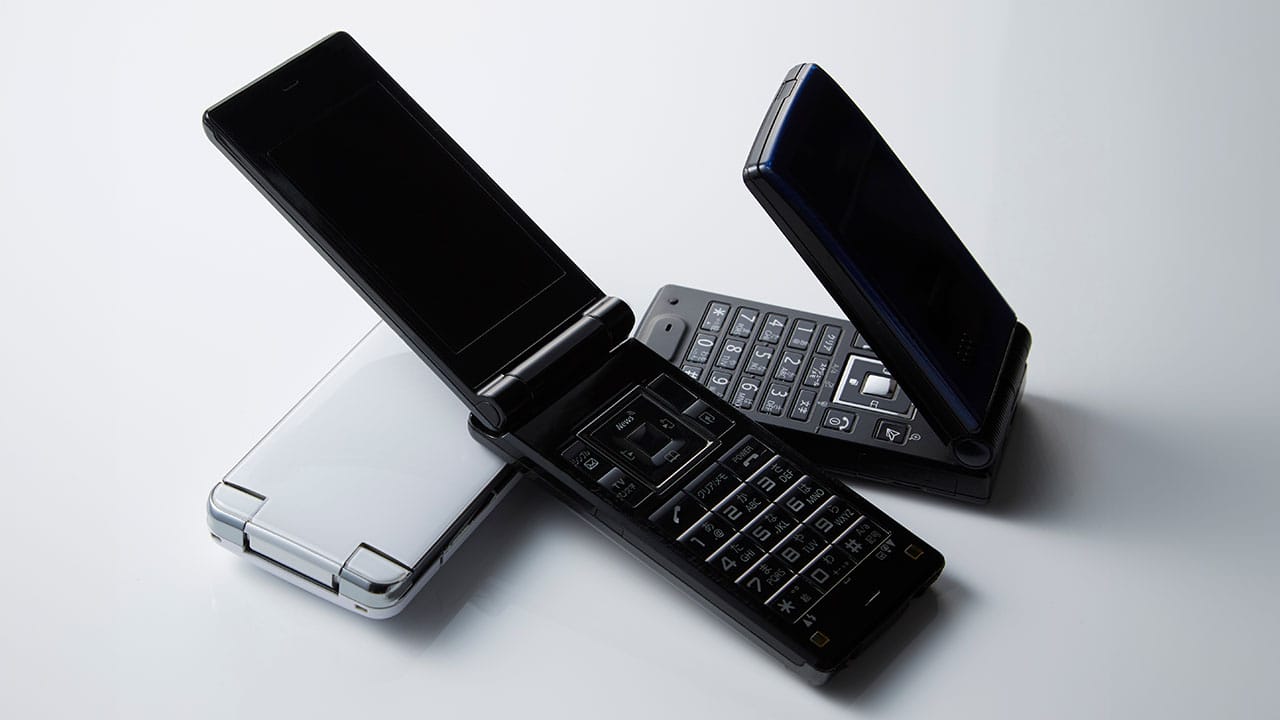 迫る3Gサービスの完全終了！知っておきたい4G非対応「ガラケー」を使い続けるリスクとは？の画像1