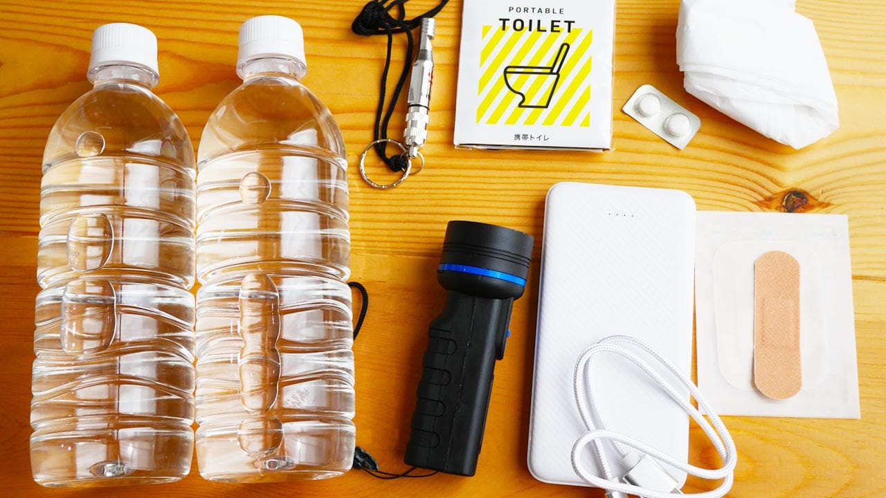 防災グッズ、何を備える？「食料・水」に次いで“モバイルバッテリー”が備蓄の定番にの画像1