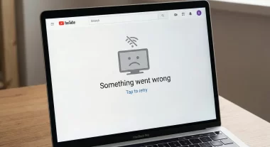 YouTubeアプリのホーム画面が「問題が発生しました」と表示されている様子のスクリーンショット