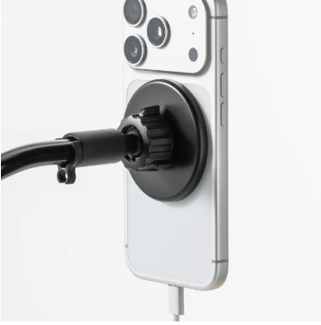 MagSafe対応の新型アームは寝ながらスマホの落下や疲労を防げる?サンワサプライの新製品仕様を確認!の画像2